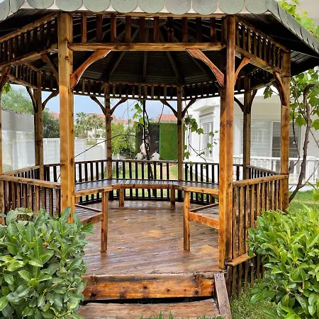 Belka Golf Deluxe Poolside Διαμέρισμα Μπέλεκ