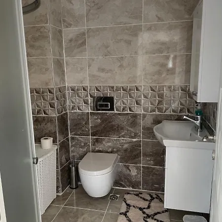 Belka Golf Deluxe Poolside Apartment *