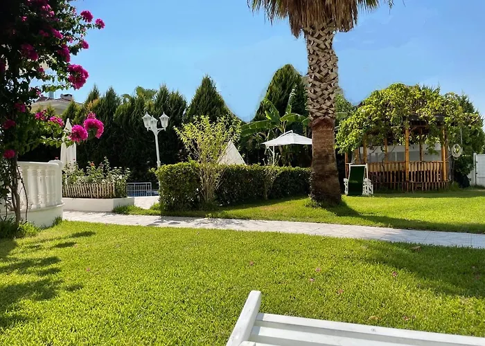 Apartament Belka Golf Deluxe Poolside *