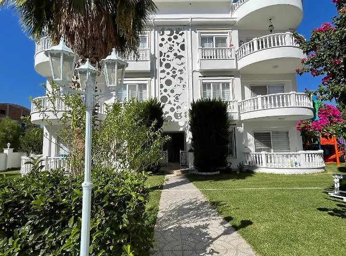 Belka Golf Deluxe Poolside Belek