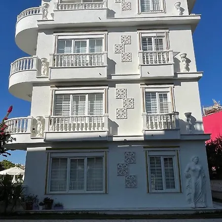 Belka Golf Resıdence Deluxe Poolside